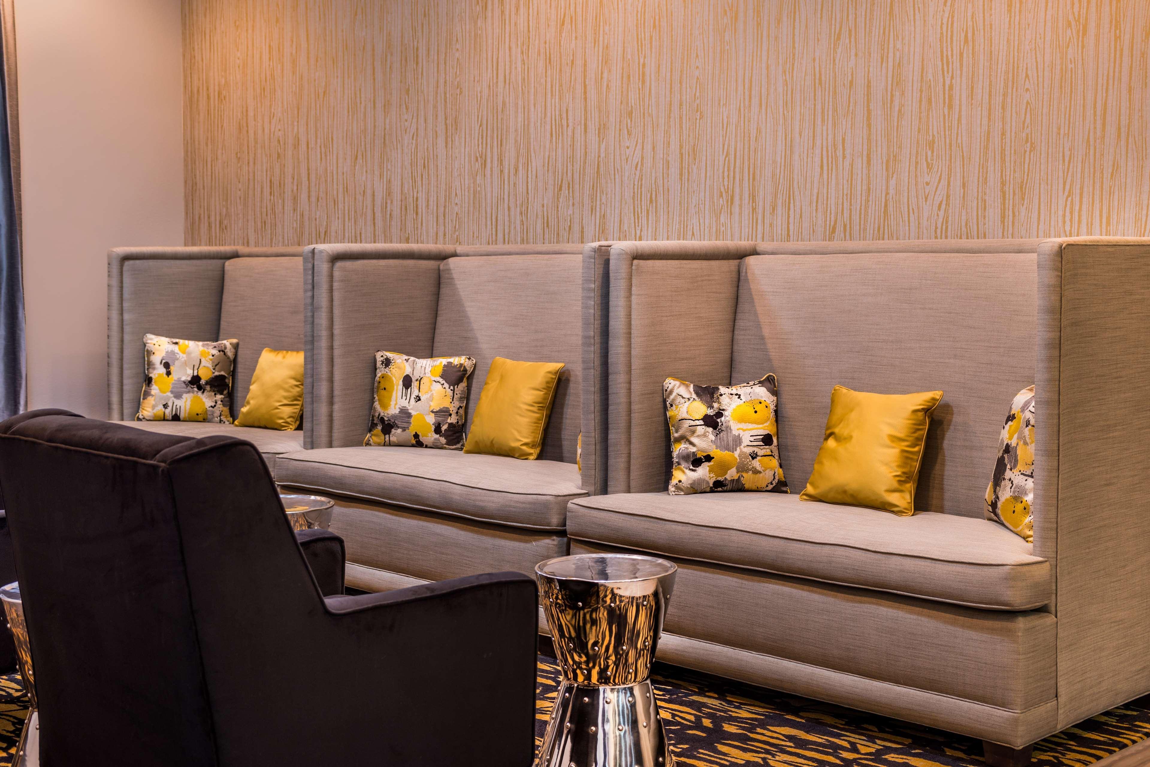 Best Western Plus Regency Park Walker Zewnętrze zdjęcie