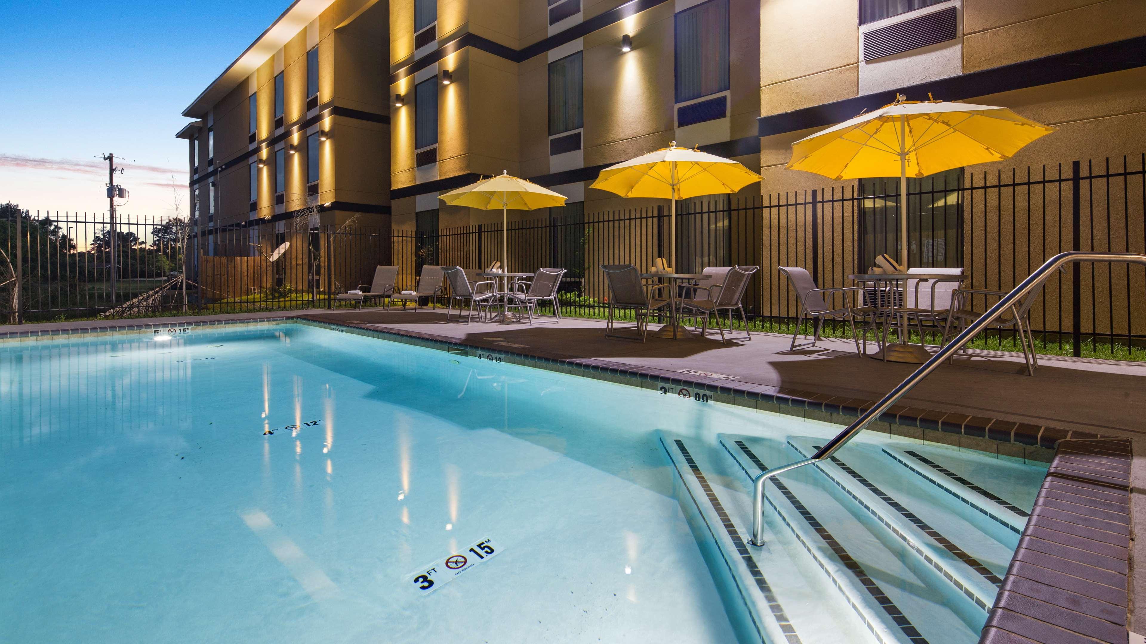 Best Western Plus Regency Park Walker Zewnętrze zdjęcie