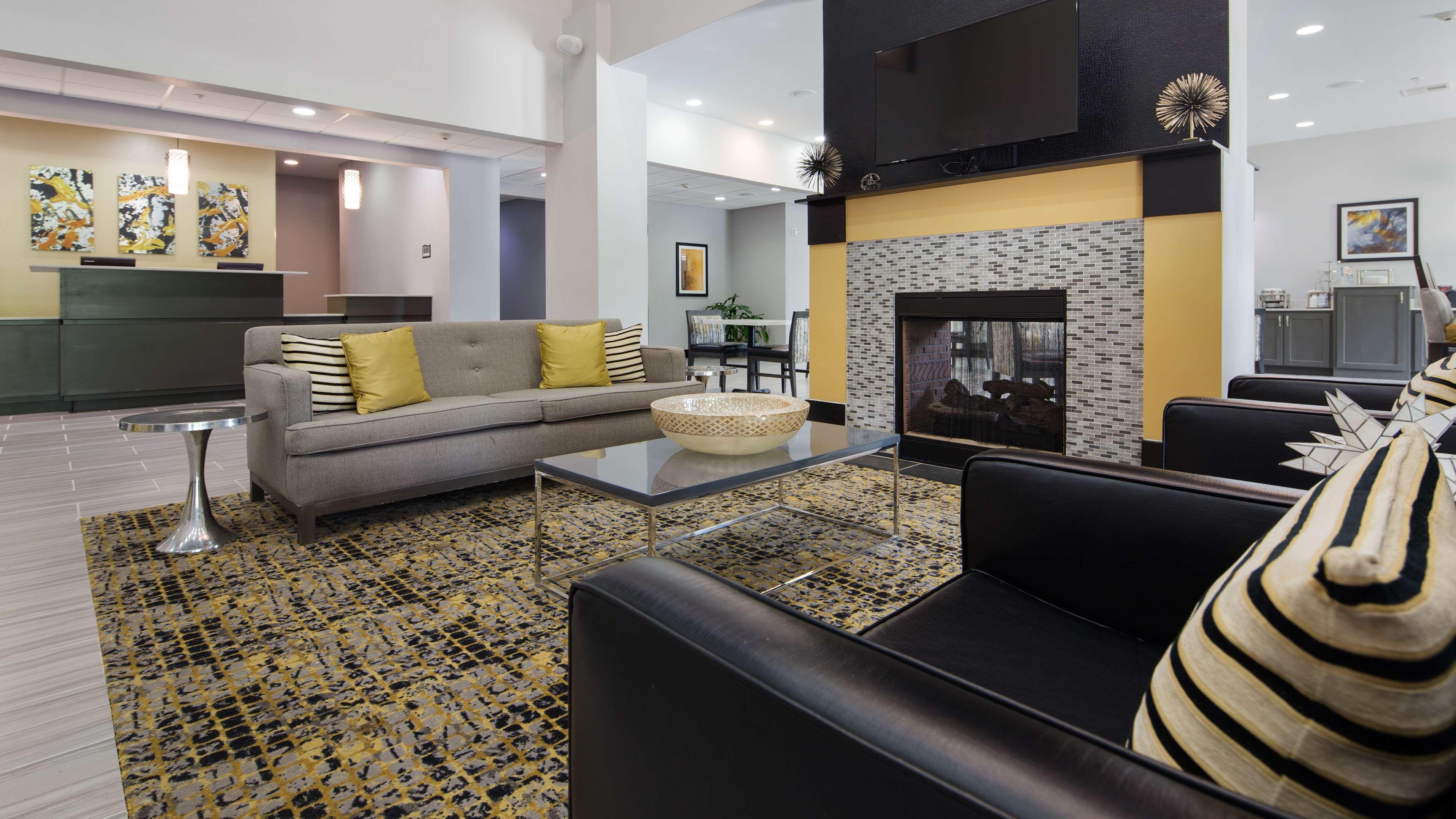 Best Western Plus Regency Park Walker Zewnętrze zdjęcie